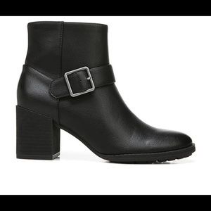 SOUL Naturalizer Women's Flyer Ankle Boot Black 9.5